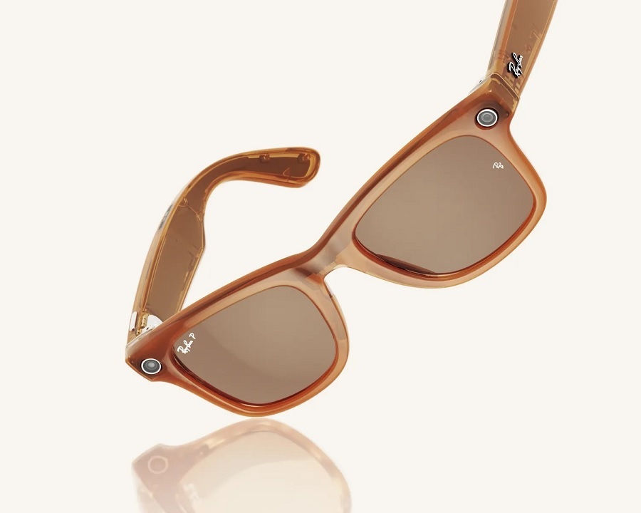 Có nhiều tùy chọn tròng kính để bạn lựa chọn: Đổi màu, phân cực,...