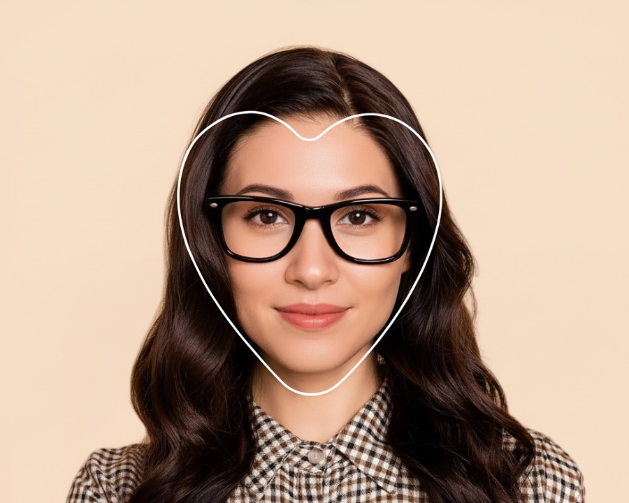 Mặt trái tim đeo kính gì? Top 5 dáng kính cân bằng tỷ lệ