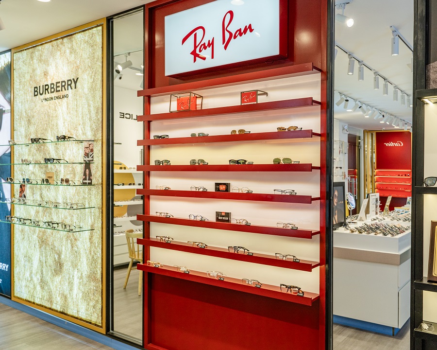 Không gian mua sắm tại Kính Hải Triều