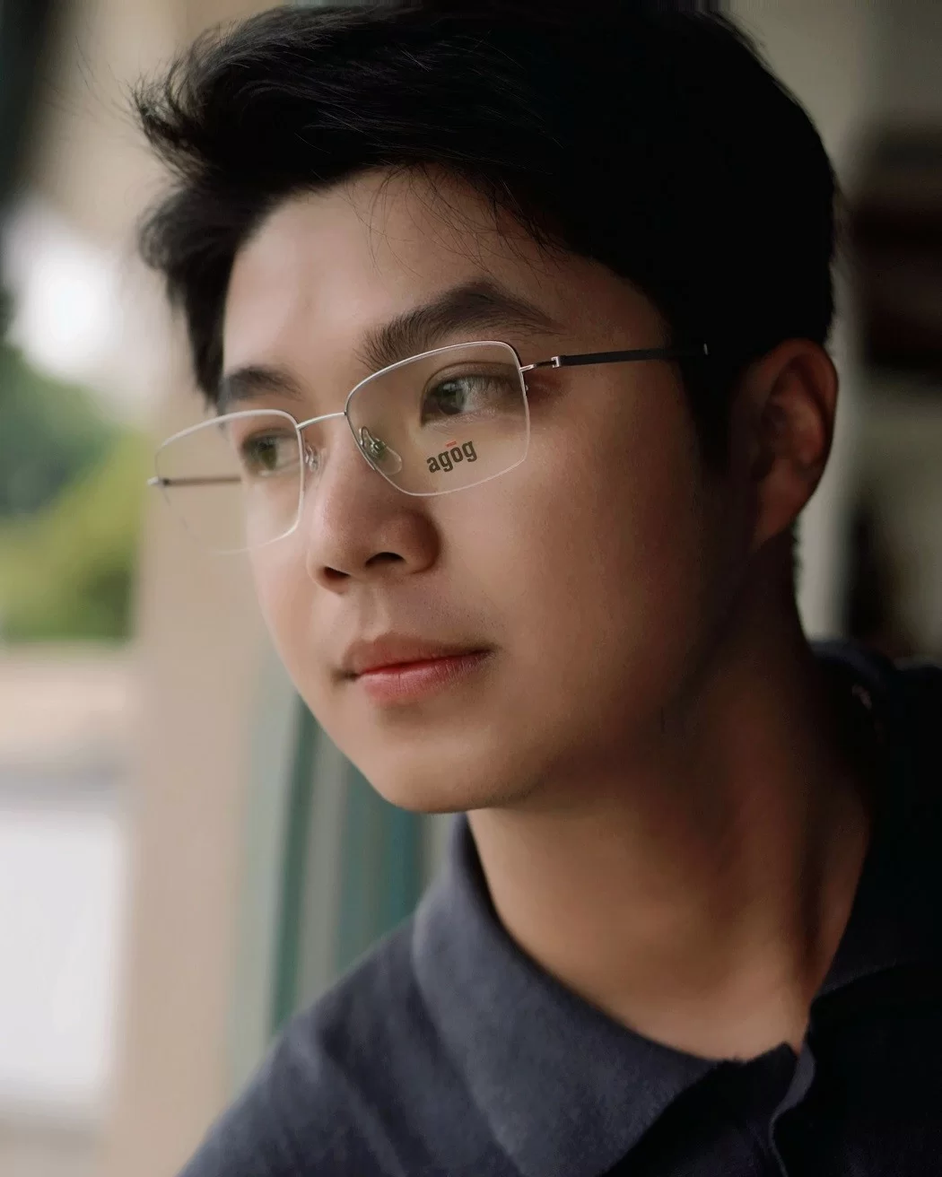 Mắt kính Agog 3119-C4 là món phụ kiện hoàn hảo cho người có gương mặt tròn