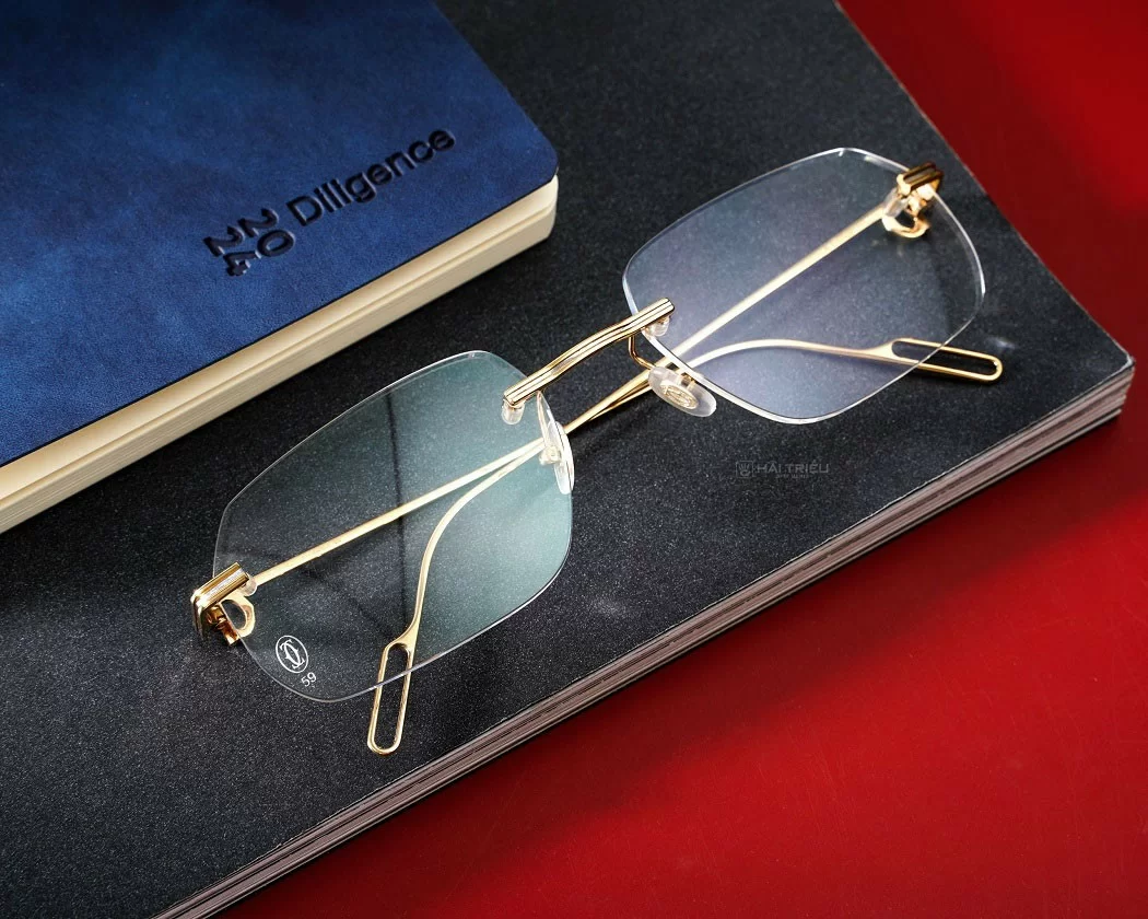 Cartier CT0113O_003 - hiện thân của sự xa xỉ trên một mẫu gọng kính chữ nhật