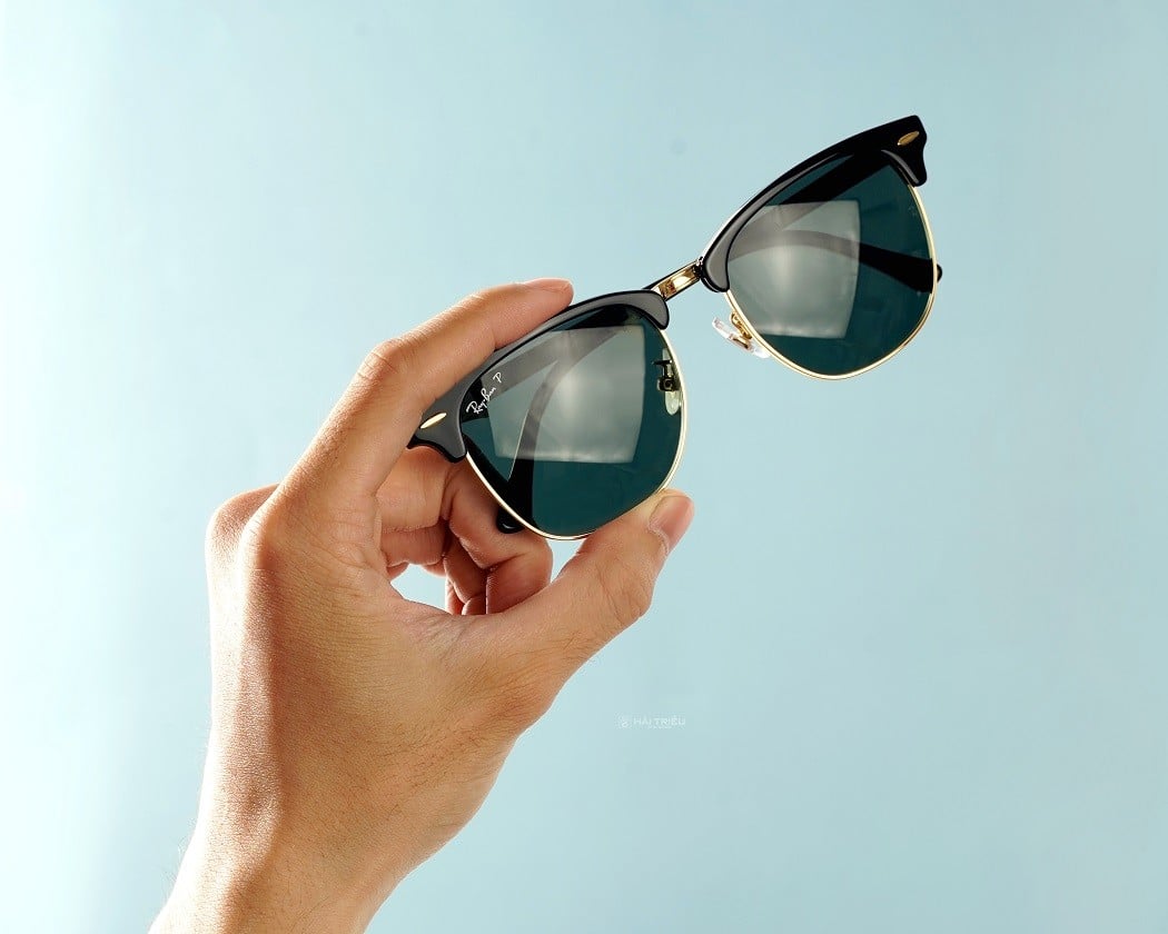 Kính RayBan Polarized bảo vệ mắt bạn khỏi sự khó chịu mà ánh sáng chói gây ra