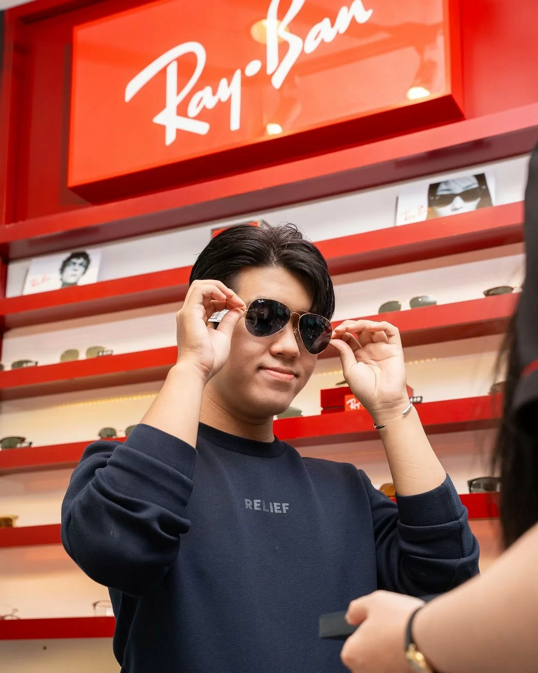 Hải Triều là nơi bạn được tiếp cận với những bộ sưu tập mới nhất tới từ thương hiệu RayBan