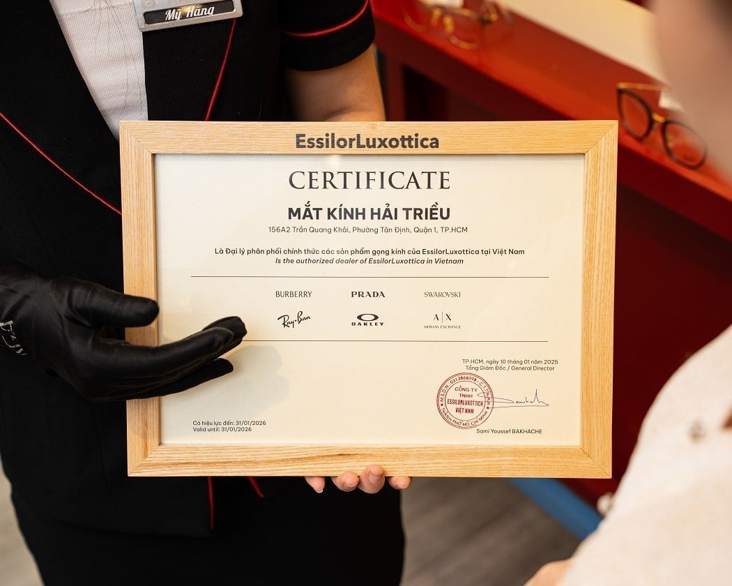 Giấy chứng nhận Hải Triều là đại lý chính hãng ủy quyền của RayBan