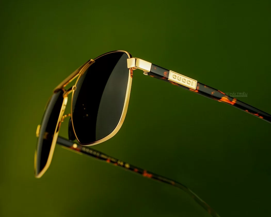 Kính Gucci có chất lượng hoàn thiện ấn tượng