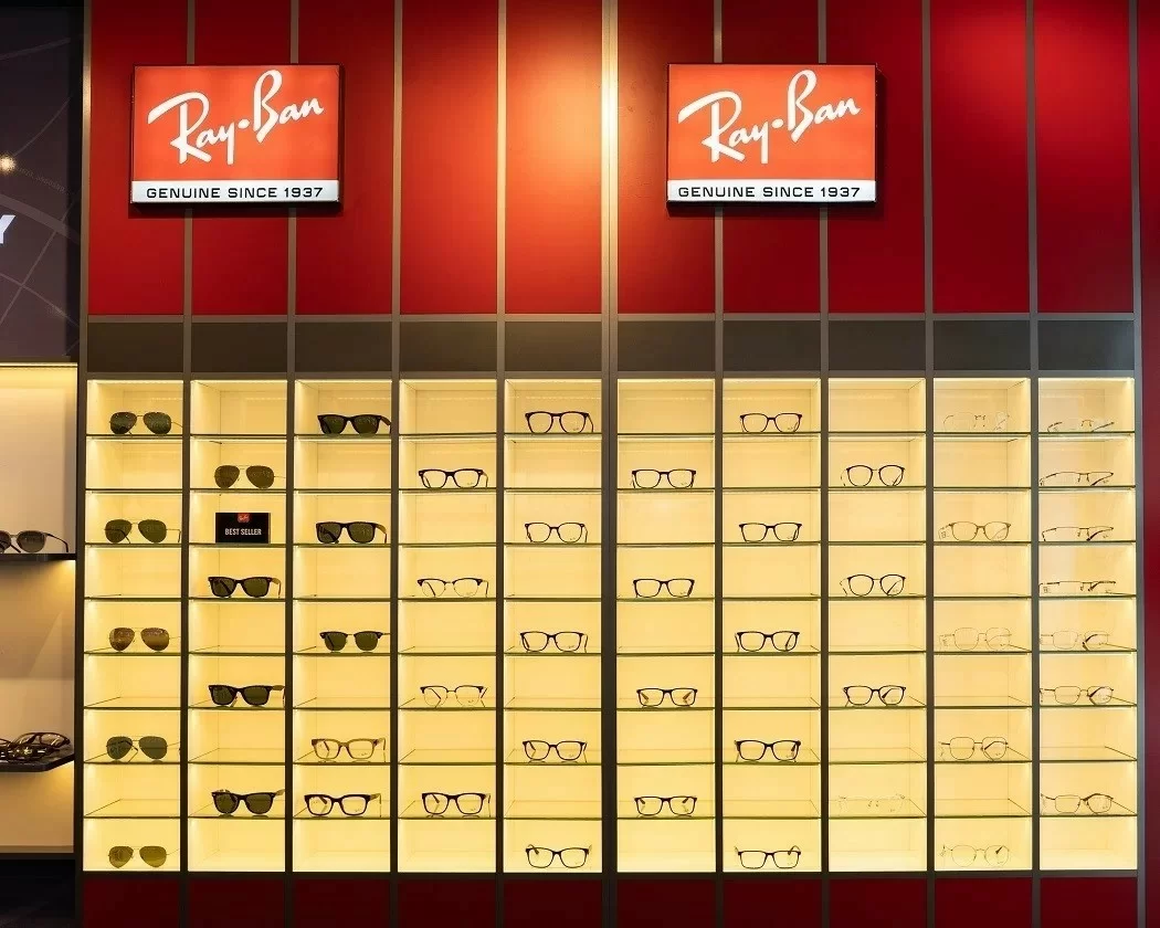 Không gian trưng bày bên trong showroom