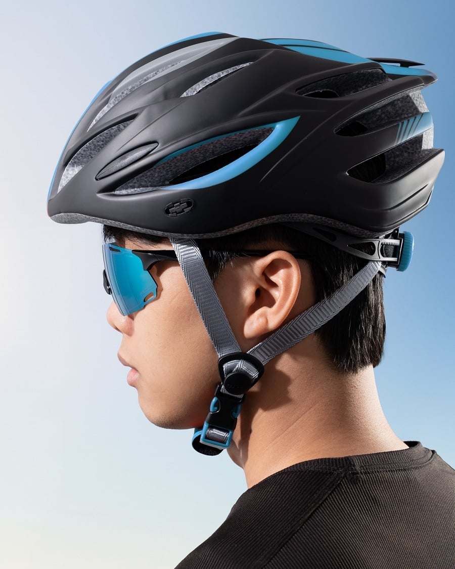 Oakley 0OO9513D_951302_39 phù hợp với người thường xuyên đi xe đạp