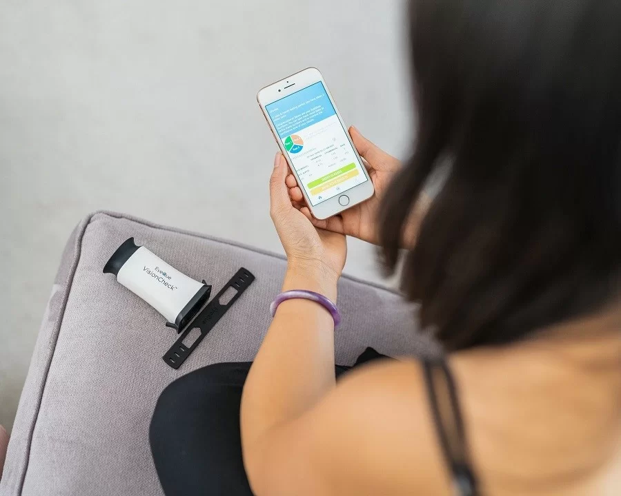 Không hiệu chuẩn kích thước trên màn hình điện tử là sai lầm thường gặp khi kiểm tra mắt tại nhà