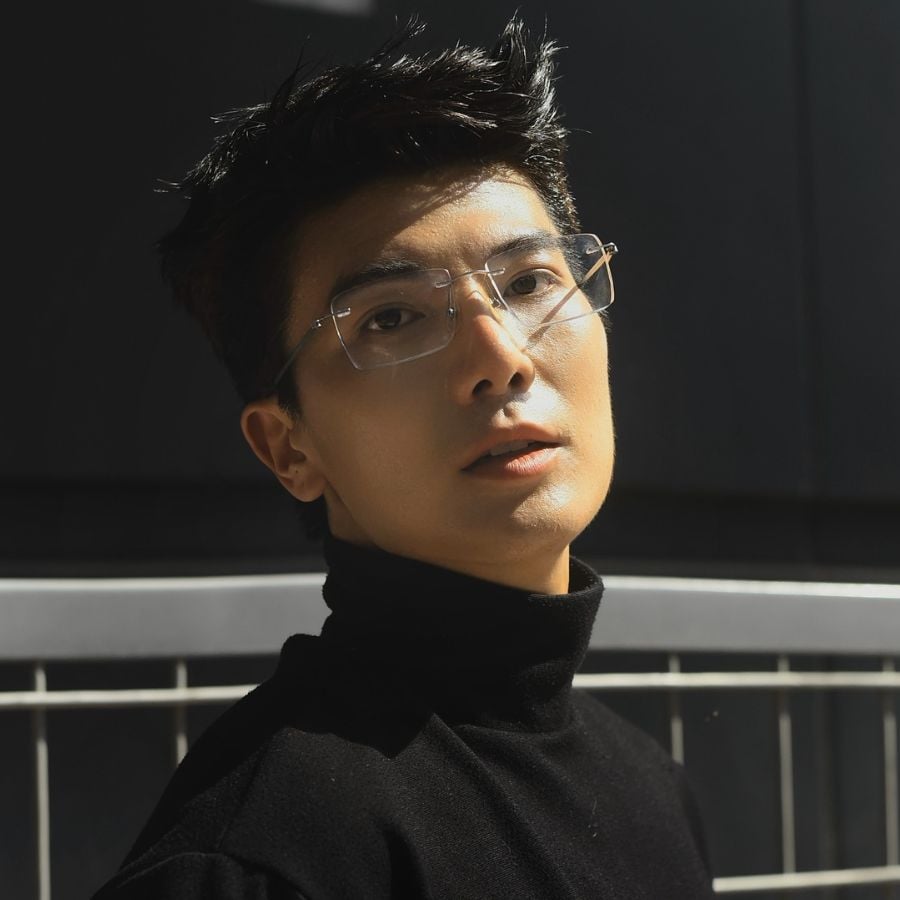 Mặt oval đeo kính gì? 6 kiểu gọng tôn nét đẹp cho nam, nữ (6) mat oval deo kinh gi 5