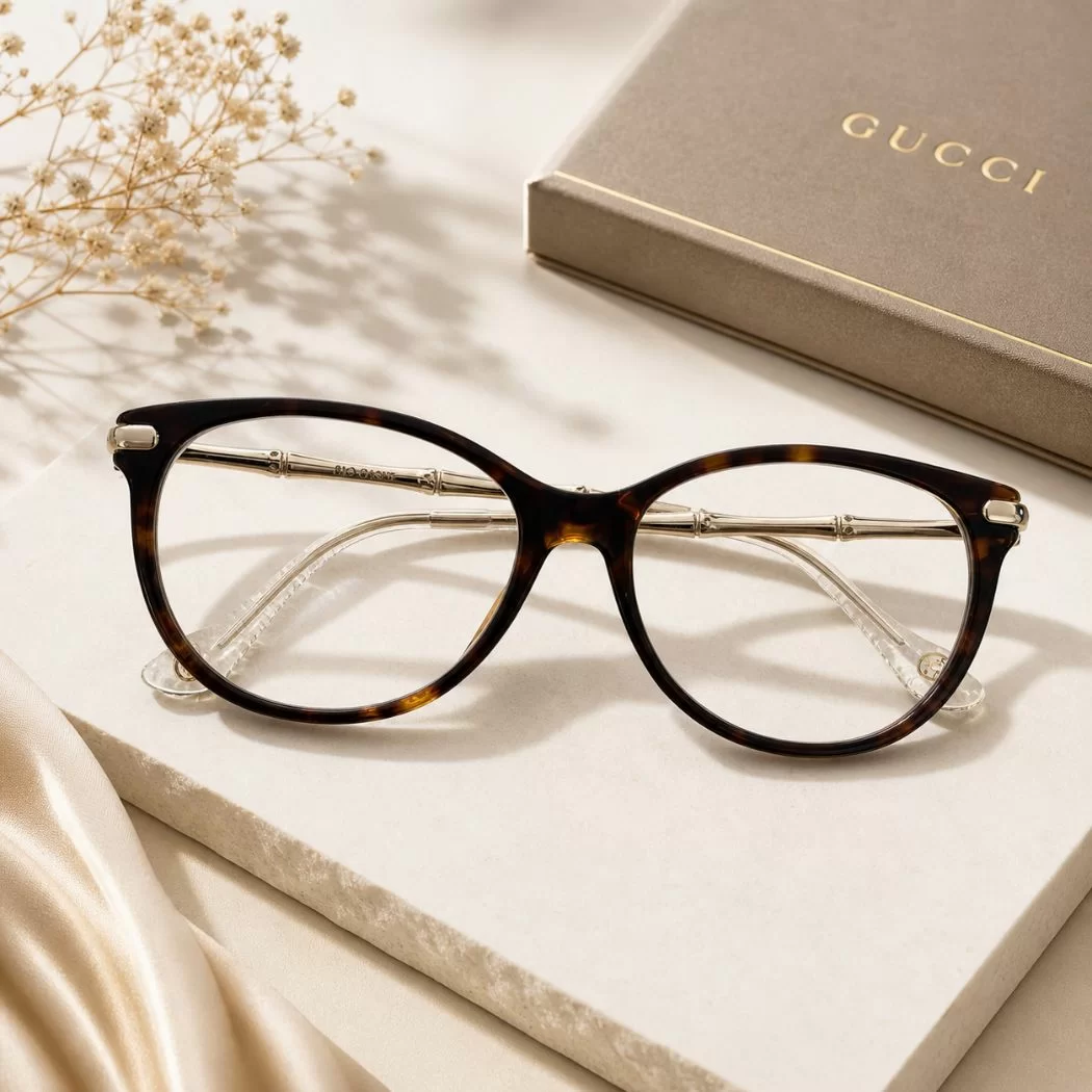 Gọng Gucci ReAce with màu vân độc bản