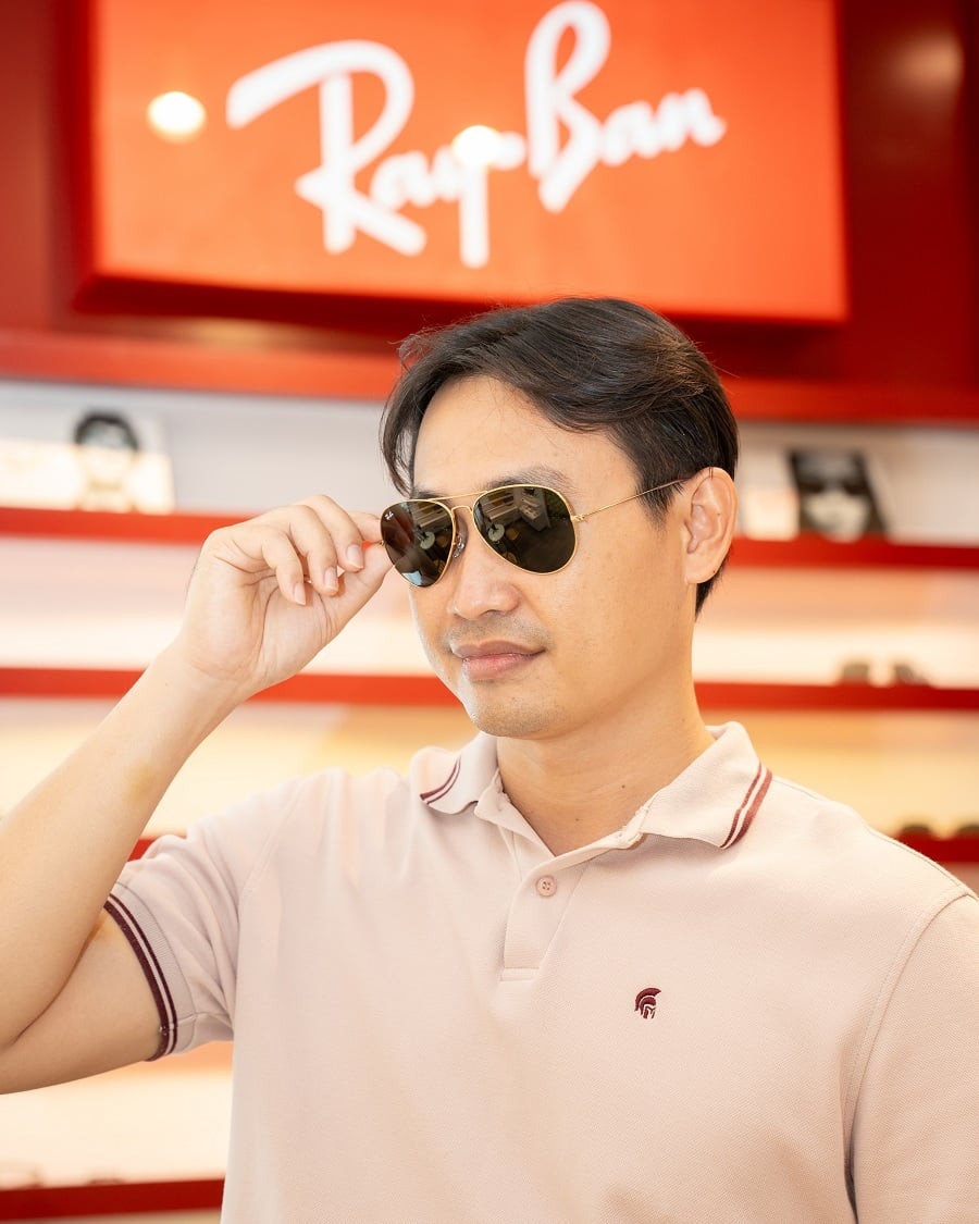 Kính RayBan của nước nào? Hiểu đúng về nguồn gốc Mỹ và tập đoàn Ý (4) Size kính cũng là yếu tố không thể bỏ qua khi mua RayBan