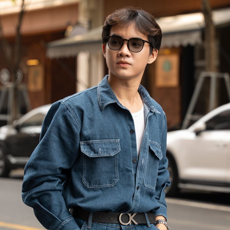 Tùy một số trường hợp đặc thù kính đổi màu không thay thế được kính râm 