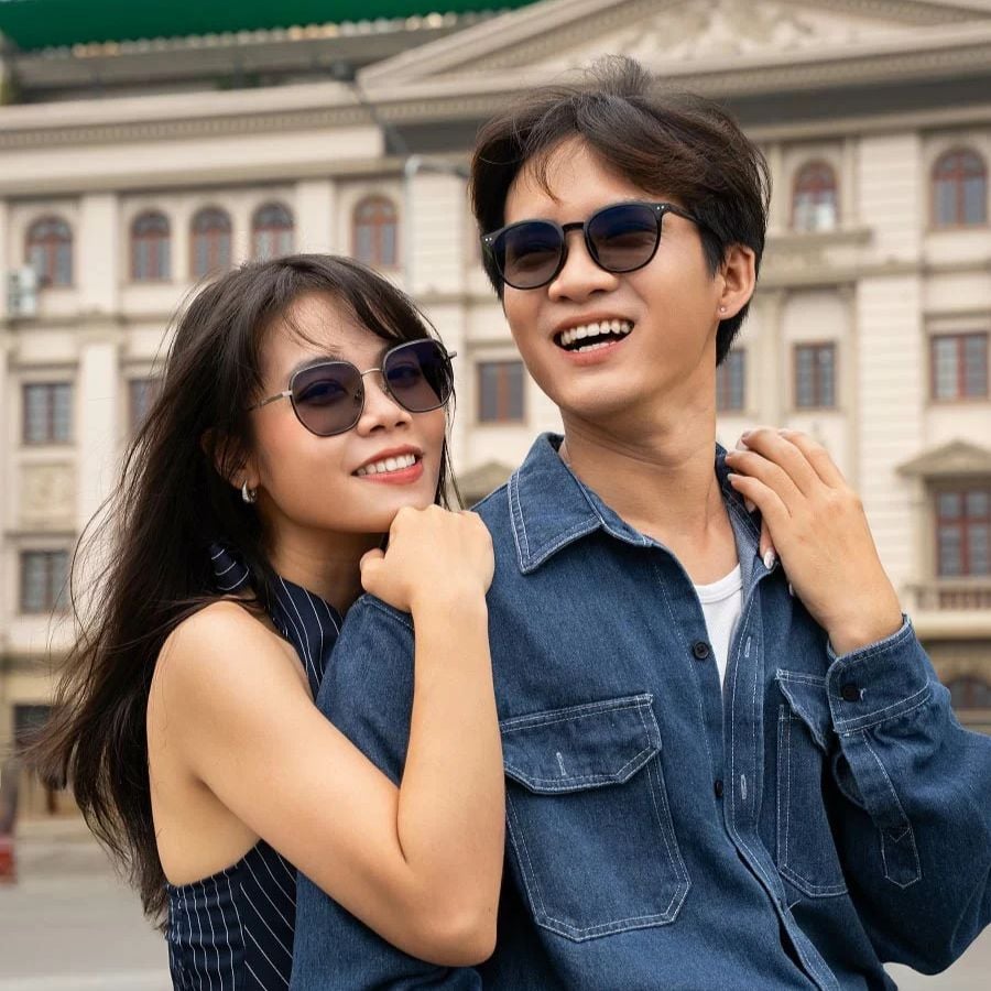 Cắt kính đổi màu bao nhiêu tiền? Chi phí và lưu ý trước khi cắt (2) cat kinh doi mau bao nhieu tien chi phi va luu y truoc khi cat 1