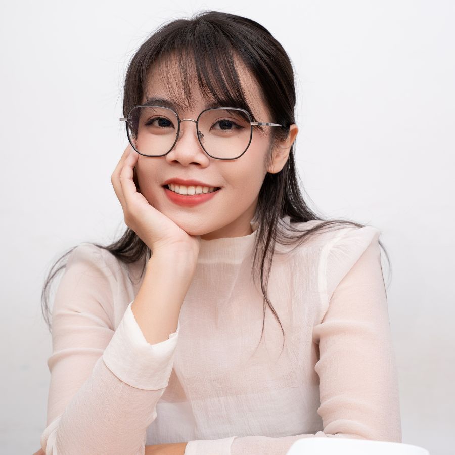 Cắt kính đổi màu bao nhiêu tiền? Chi phí và lưu ý trước khi cắt (10) cat kinh doi mau bao nhieu tien chi phi va luu y truoc khi cat 11