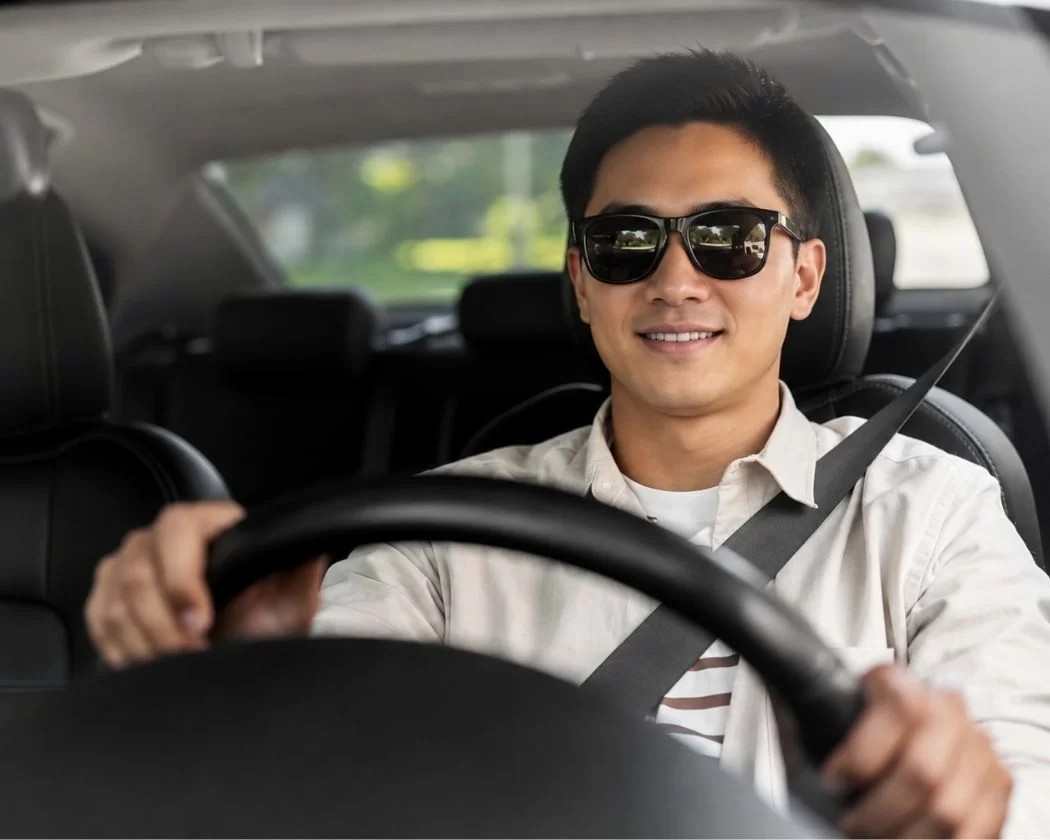Tính năng phân cực hỗ trợ tốt cho người lái xe