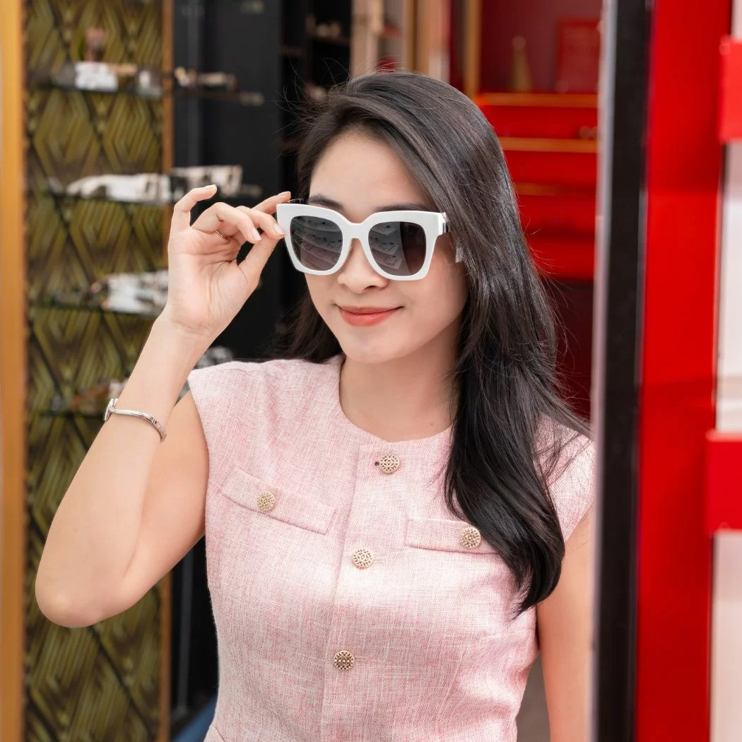 Độ dày gọng kính râm ảnh hưởng đến thẩm mỹ chung của mẫu kính