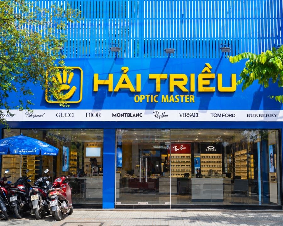 Showroom Kính Hải Triều Nguyễn Ảnh Thủ